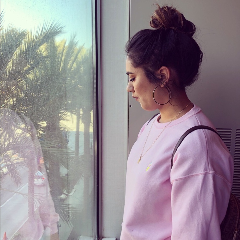 Meet your Posher, Perla